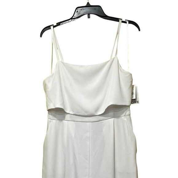 Bar III Women's Crepe Double-Layer Sleeveless Jumpsuit, Black (off white), M - Picture 9 of 14